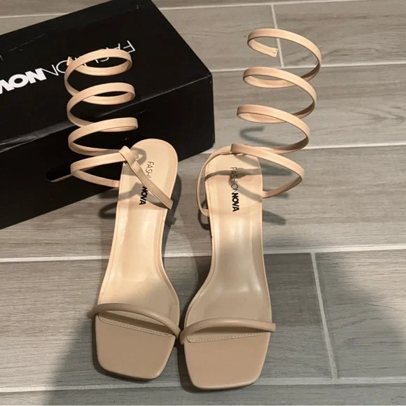 Black & Nude Strappy Heels - Picture 4 of 5